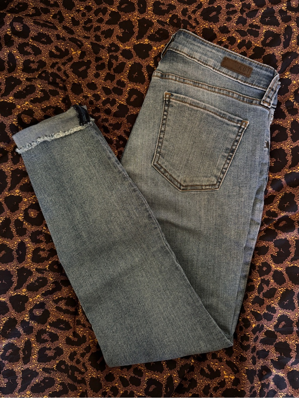 Kut from the Kloth Ankle Skinny Jeans - Classic Denim size 6